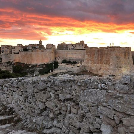 Faro Di Capo Testa 보니파시오 외부 사진