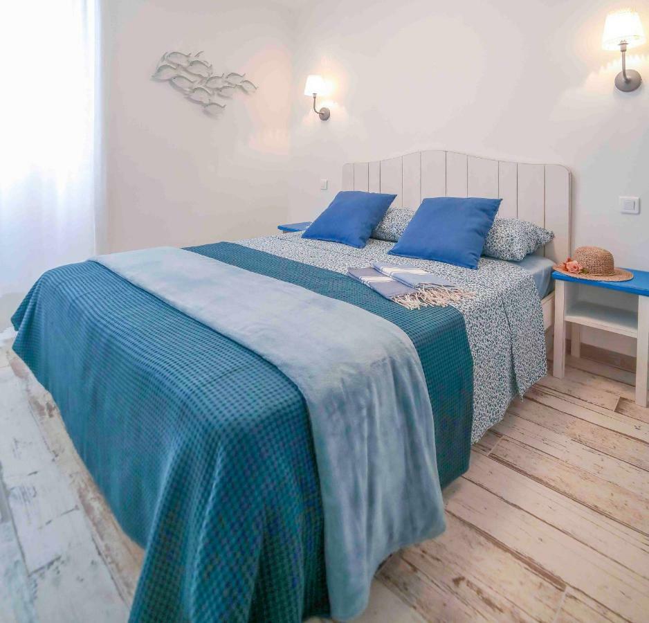 Faro Di Capo Testa 보니파시오 외부 사진