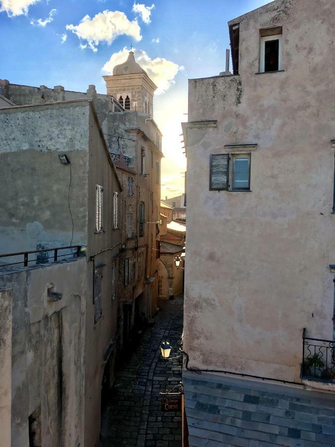 Faro Di Capo Testa 보니파시오 외부 사진