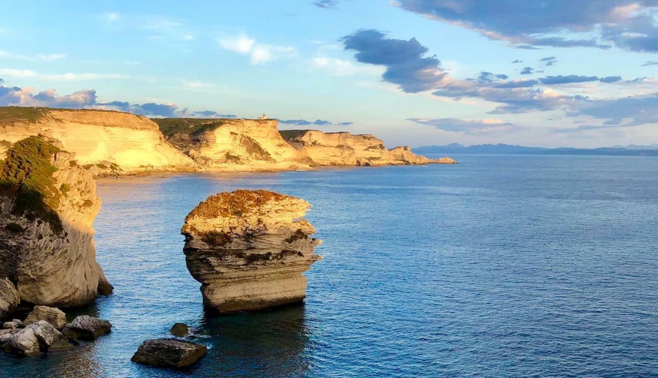 Faro Di Capo Testa 보니파시오 외부 사진